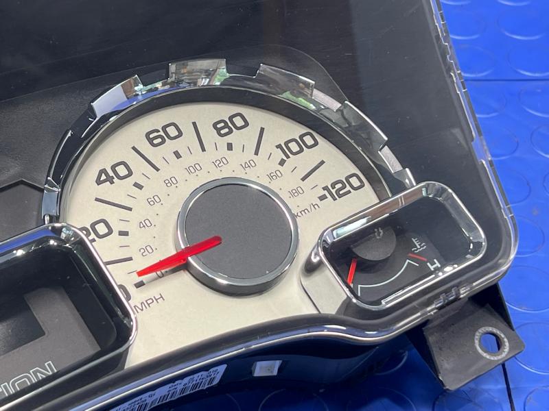 2011 Ford Expedition Speedometer