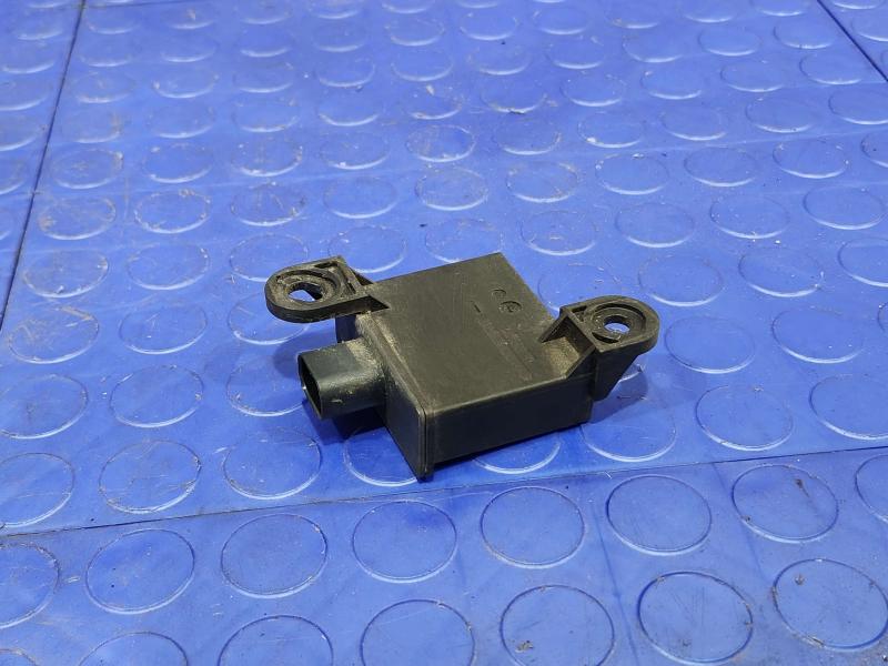 2008 BMW 128i Chassis Brain Box
