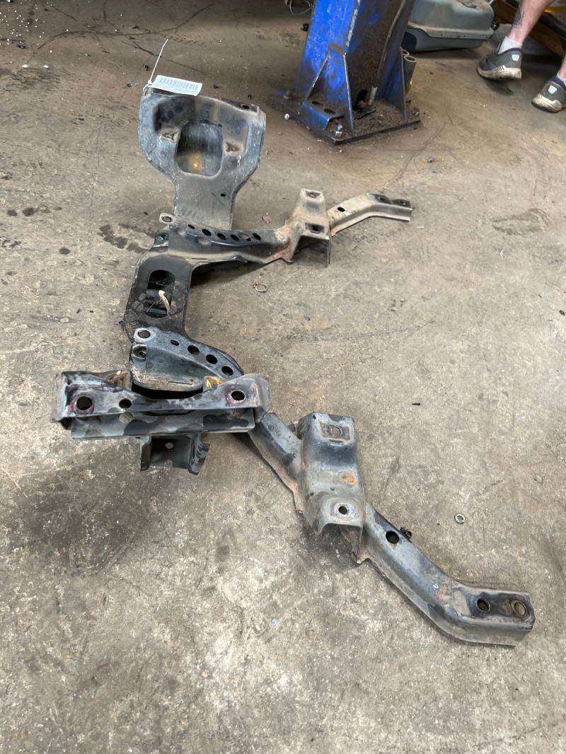 2005 - 2010 Ford Mustang Front Crossmember Assembly OEM 5R3Z5C145A