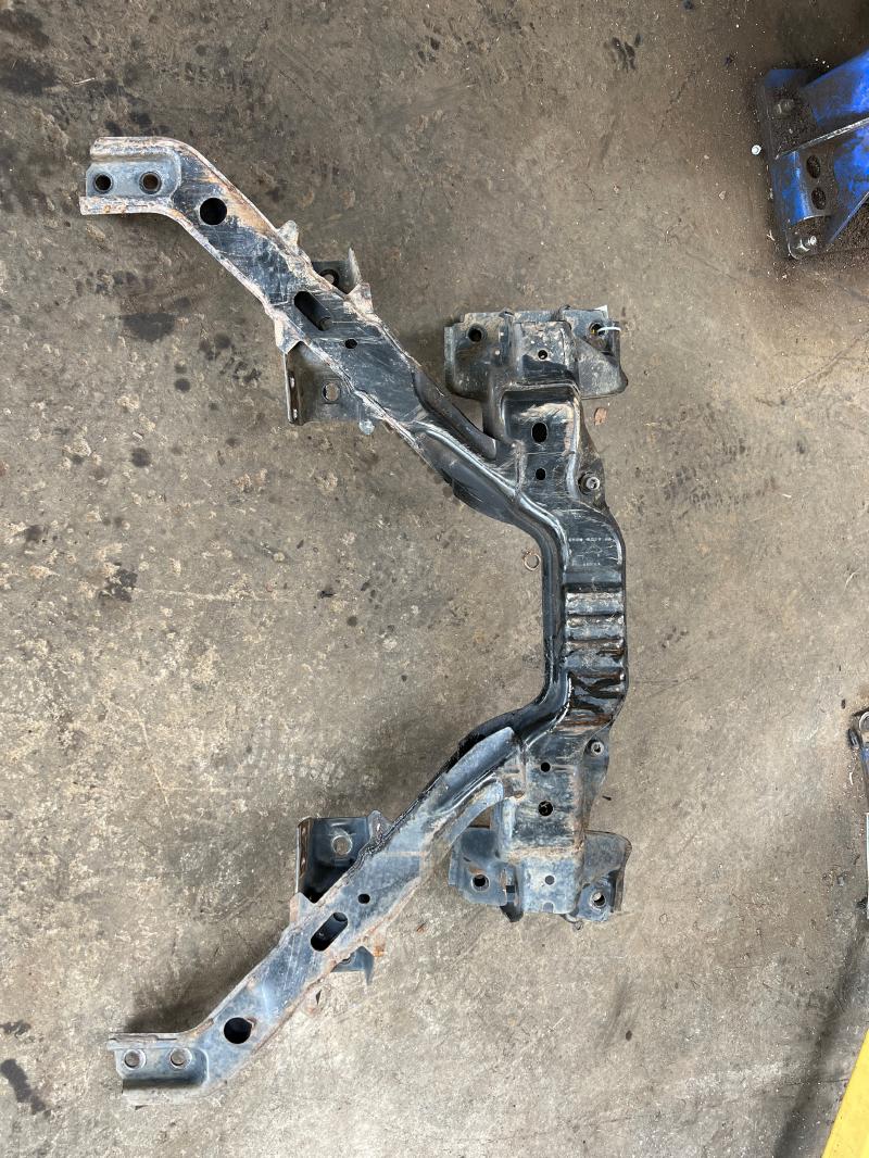 2005 - 2010 Ford Mustang Front Crossmember Assembly OEM 5R3Z5C145A
