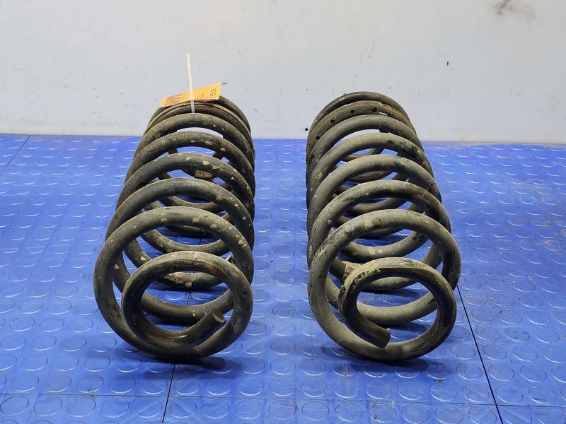 2012 GMC Yukon Coil/Air Spring