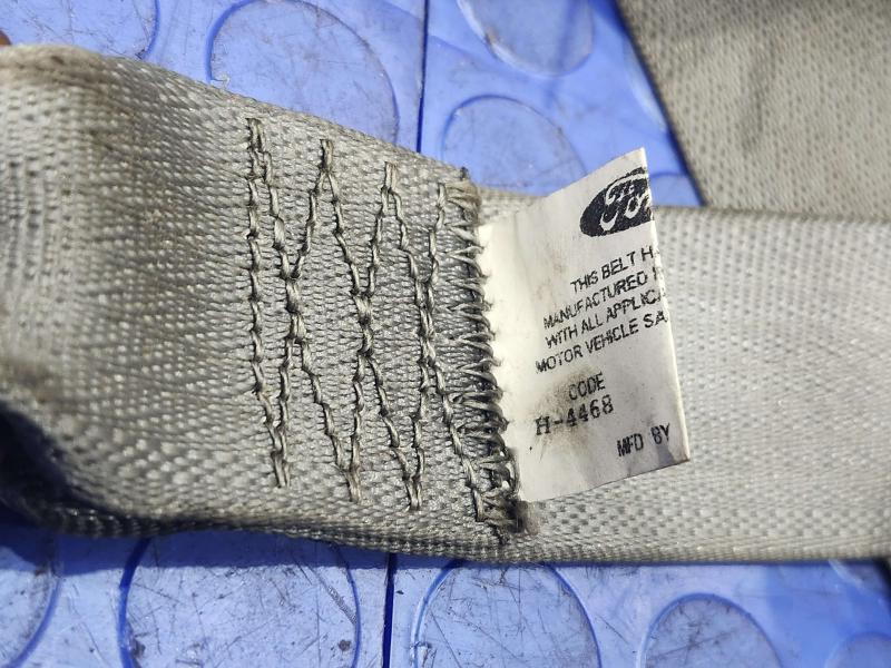 2004 Ford Explorer Rear Seat Belt