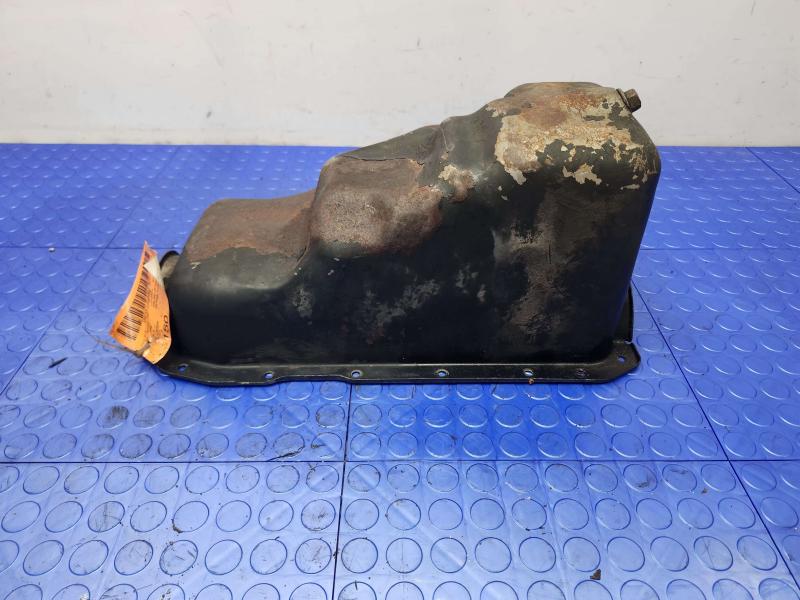 1999 Mazda B3000 Oil Pan