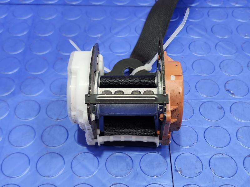 2015 Toyota Prius Rear Seat Belt