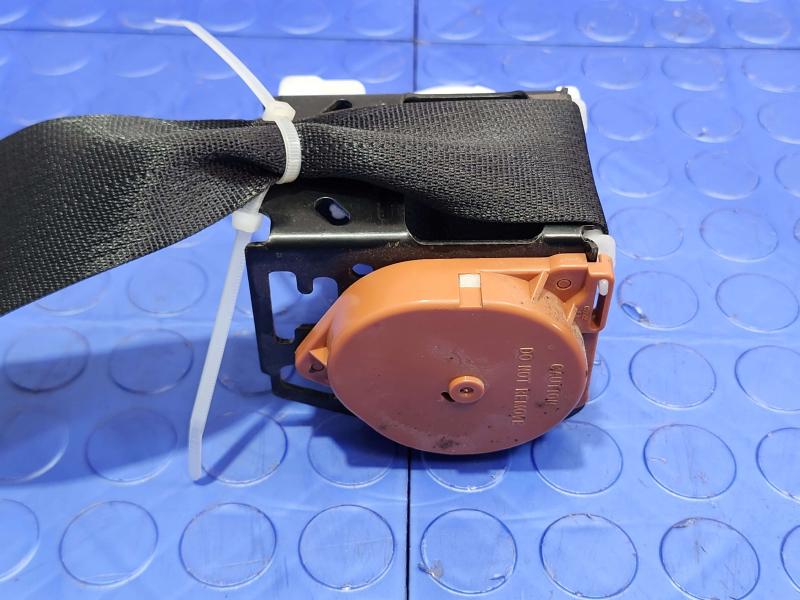 2015 Toyota Prius Rear Seat Belt
