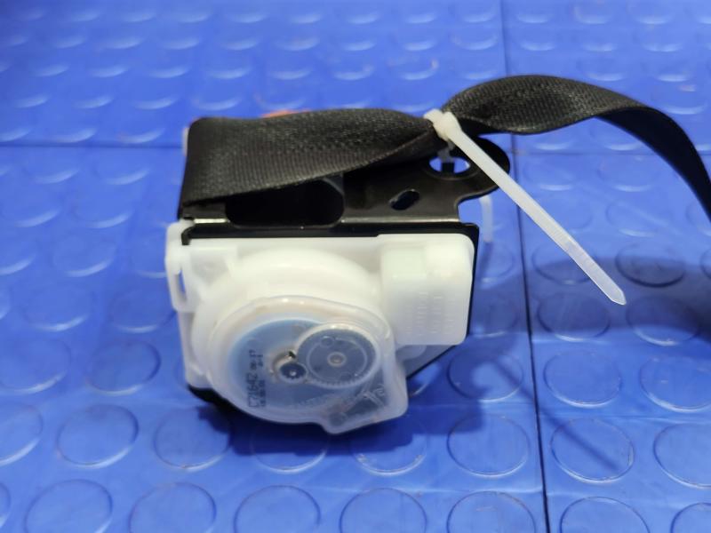 2015 Toyota Prius Rear Seat Belt