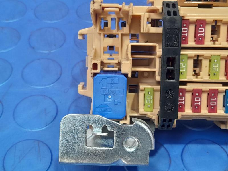 2013-2019 Nissan Versa Instrument Panel Junction Block Genuine OEM 24311-1HA0A