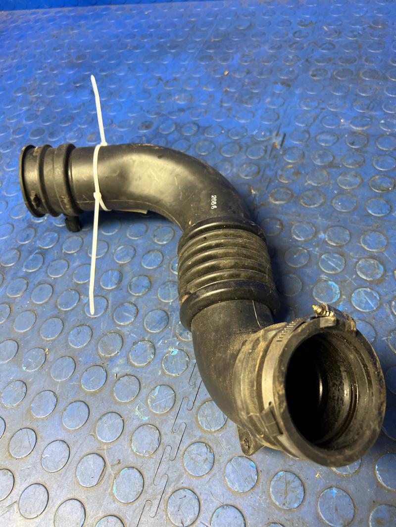 2007 - 2017 Jeep Patriot Compass Air Intake Hose OEM 4891621AC