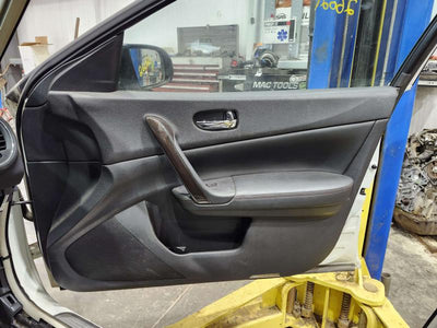 2014 Nissan Maxima Front Door Trim Panel