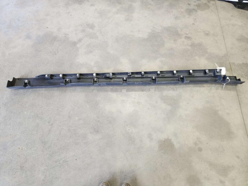 2013 Ford Fusion Rocker Moulding