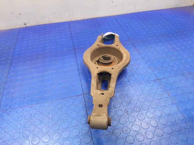 2018 Buick Regal Lower Control Arm Rr