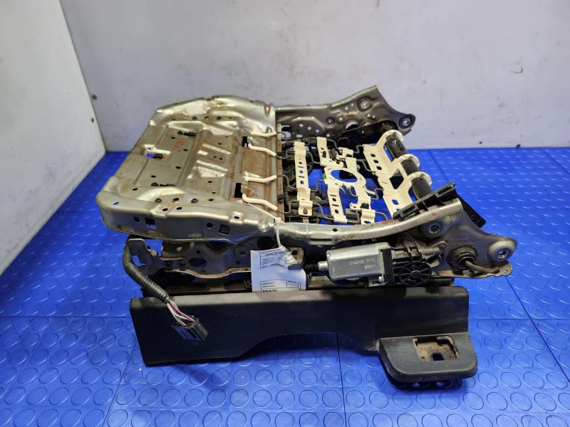 2020 Ford Escape Seat Track