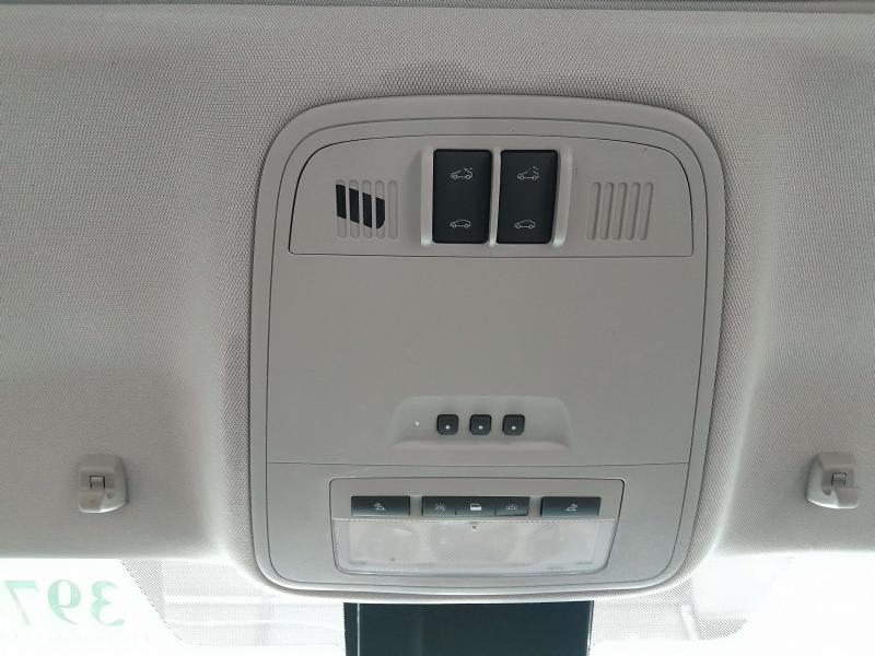 2014-2015 Buick Regal Roof Console Assembly w/ Sunroof Garage Controls - Gray OEM 23149039