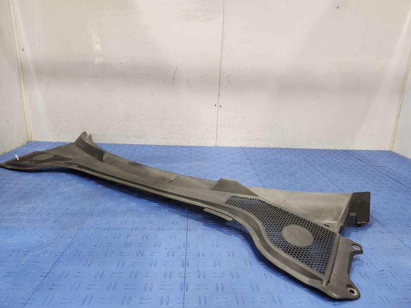 2012 Audi TT Cowl