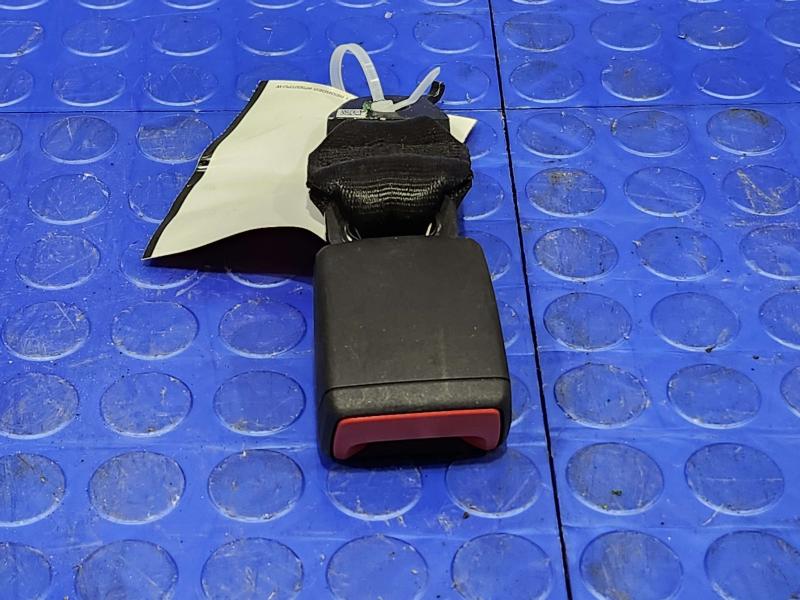 2018 Audi Q7 Rear Seat Belt