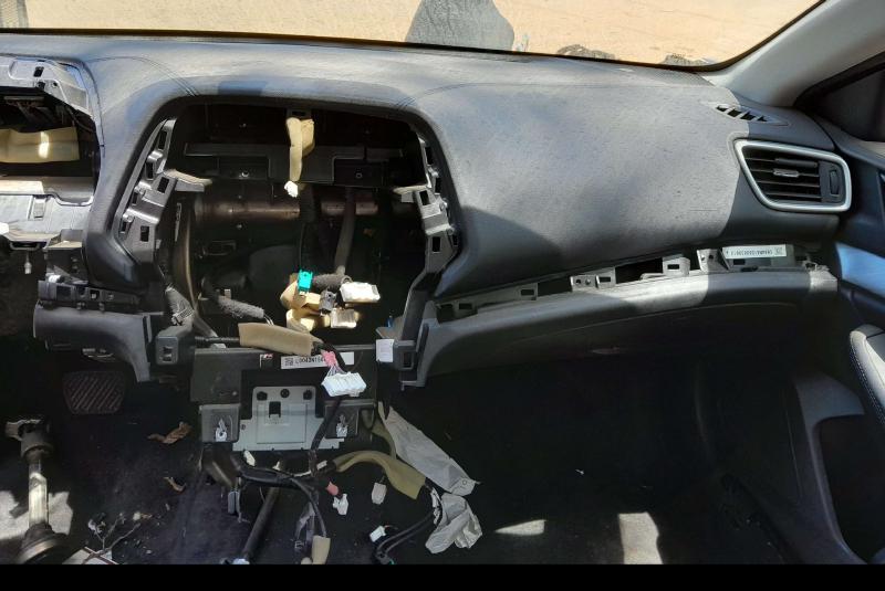 2016 Nissan Maxima Dash Panel