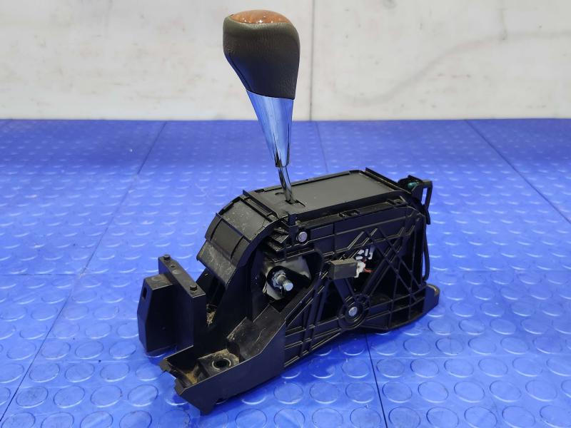 2007-2011 Toyota Camry Automatic Gear Shifter Assembly Genuine OEM 33560-06060