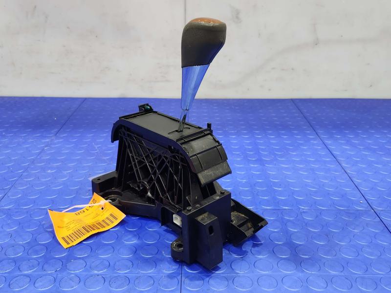 2007-2011 Toyota Camry Automatic Gear Shifter Assembly Genuine OEM 33560-06060