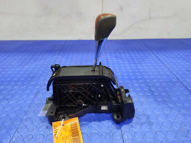 2007-2011 Toyota Camry Automatic Gear Shifter Assembly Genuine OEM 33560-06060