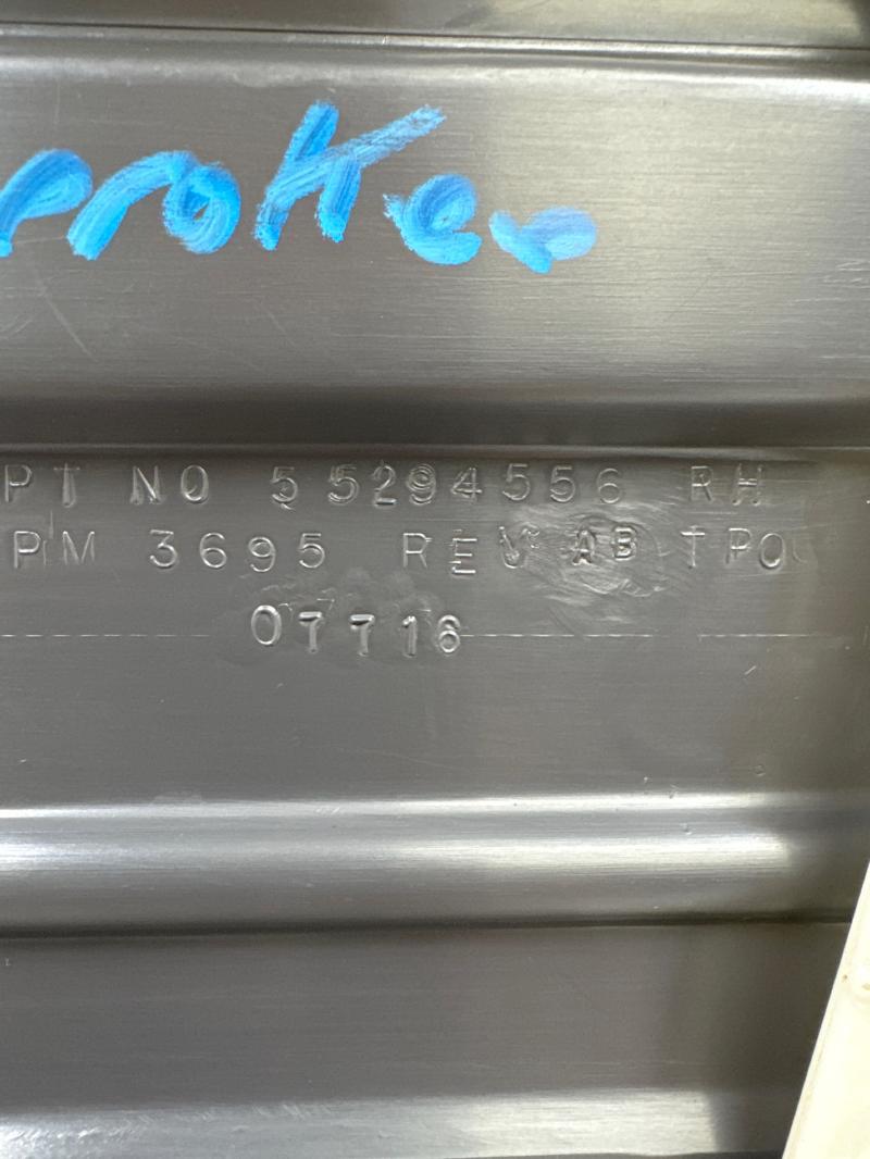 1995 Jeep Grand Cherokee Rear Door Moulding