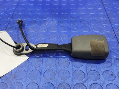 2009 Chevrolet Malibu Front Seat Belt