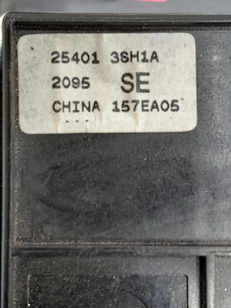 2013 - 2019 Nissan Sentra Master Window Switch Assembly OEM 254013SH1A