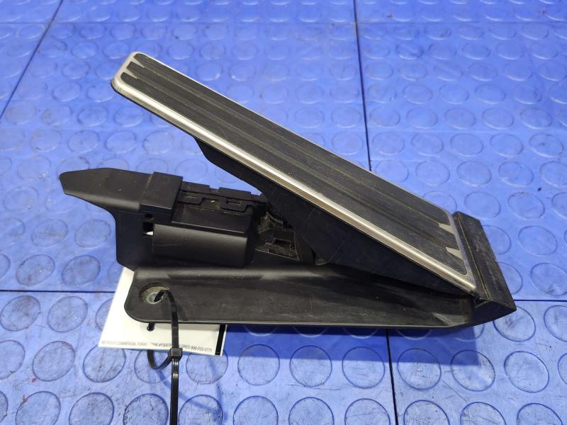 2010-2016 Porsche Panamera 970 Accelerator Pedal Assembly OEM 97042302101