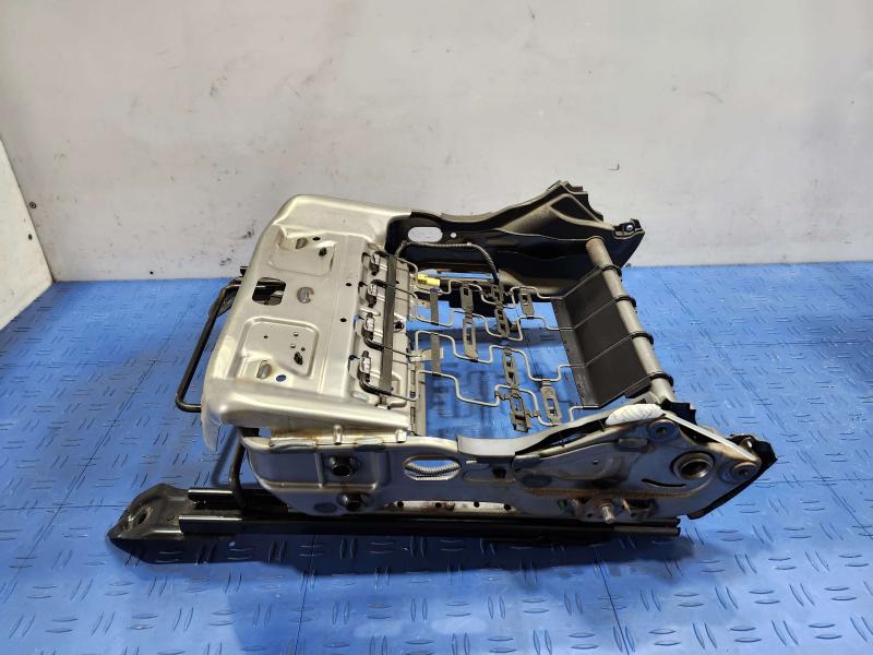 2018 Subaru Crosstrek Seat Track
