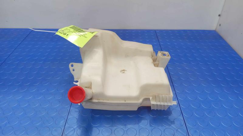 2012-2018 Ford Focus Sedan Washer Fluid Reservoir Assembly OEM CV6Z17618B