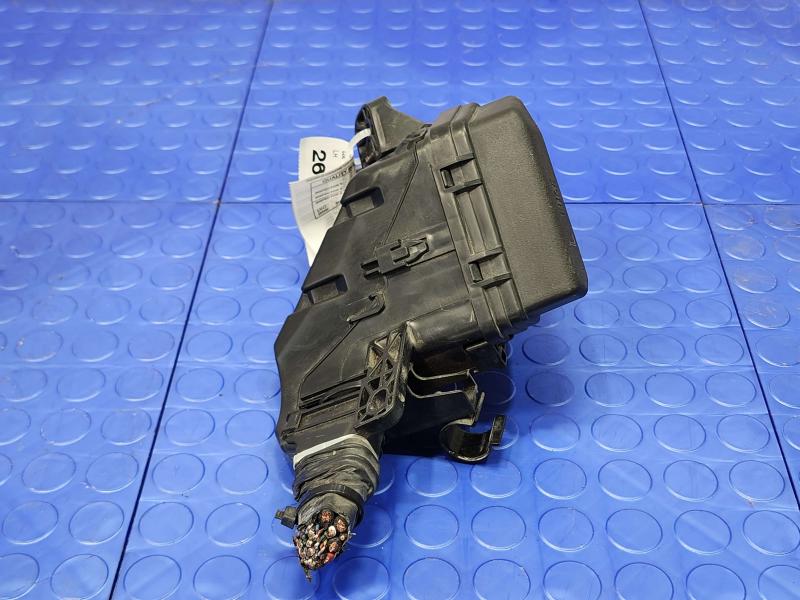2015 Toyota Prius Engine Fuse Box