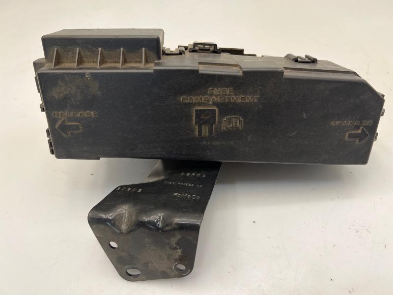 2009 Ford Escape Hybrid Engine Bay Fuse Relay Box Assembly OEM 9M6Z14290GA