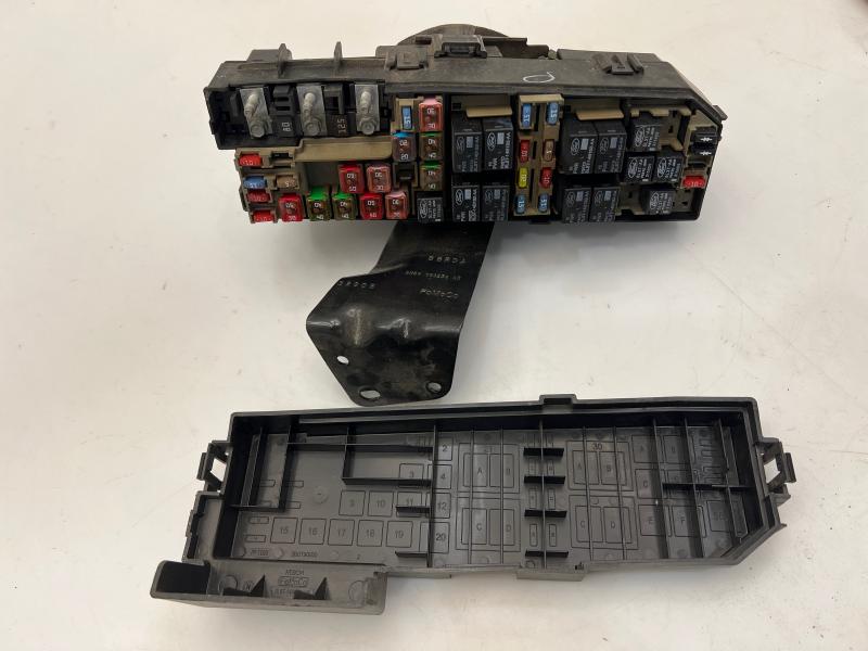 2009 Ford Escape Hybrid Engine Bay Fuse Relay Box Assembly OEM 9M6Z14290GA