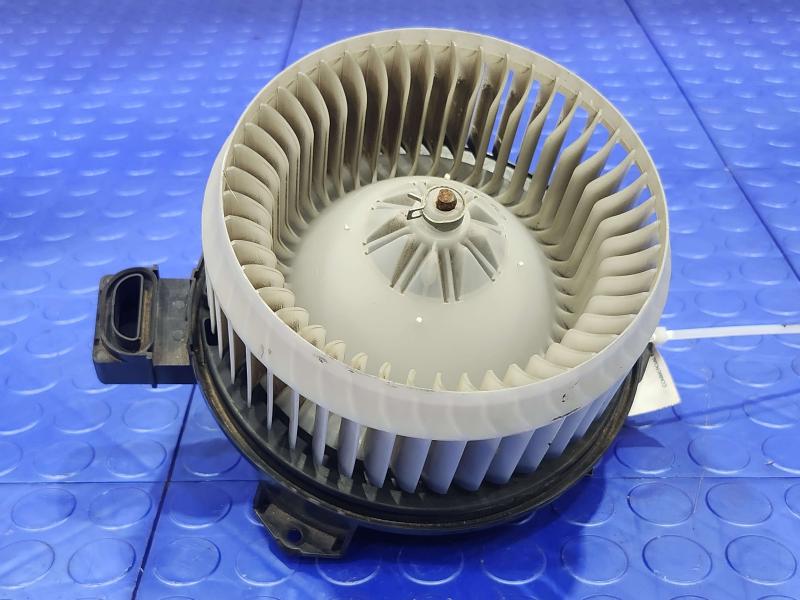 2006 Toyota 4Runner Blower Motor
