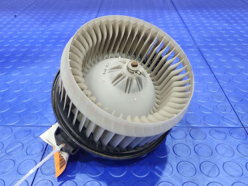 2006 Toyota 4Runner Blower Motor