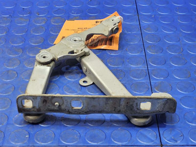 2006 Mercedes CLS-Class Hood Hinge