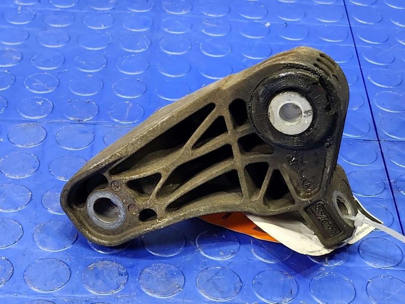 2013-2019 Ford Escape Automatic Tranmission Mount Bracket OEM BV6Z6E042C