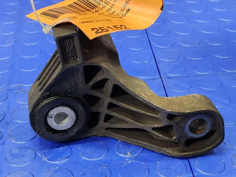 2013-2019 Ford Escape Automatic Tranmission Mount Bracket OEM BV6Z6E042C