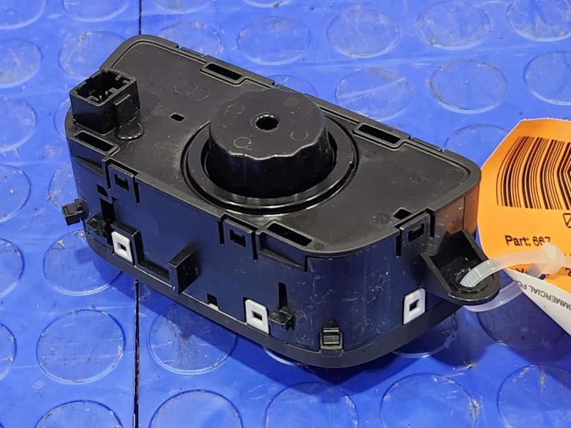 2017-2024 Audi Q7 OEM Headlight Control Switch w/o HUD Genuine OEM 4M0941531AG