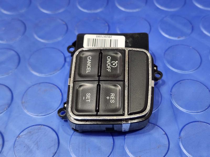 2014 Chrysler 300 Combination Switch