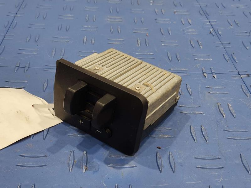2012 Ford F-250 Super Duty Trailer Brake Controller