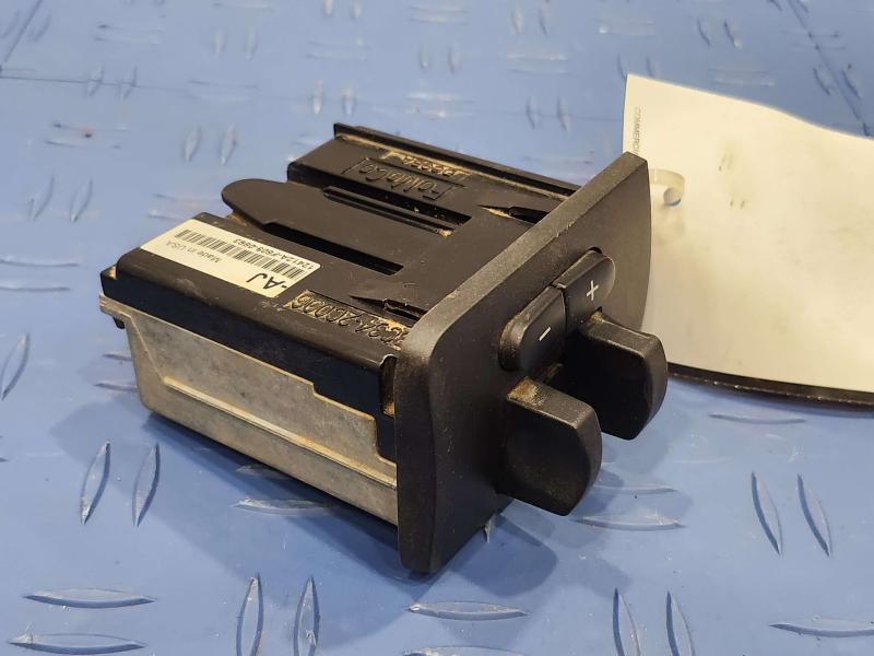 2012 Ford F-250 Super Duty Trailer Brake Controller