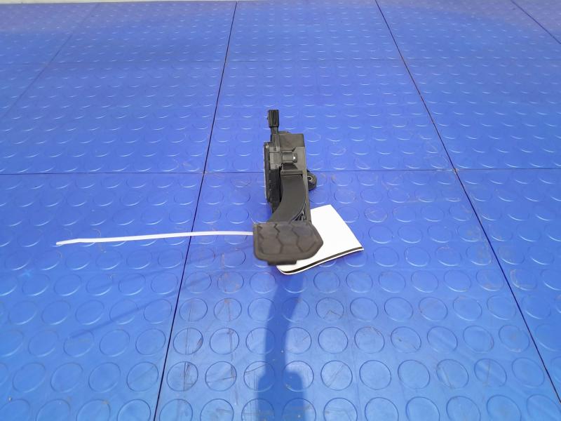 2017-2020 Jaguar XE Accelerator Pedal Assembly Genuine OEM GX73-9F836-AA