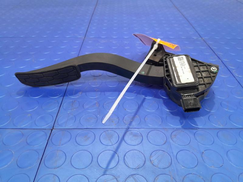 2017-2020 Jaguar XE Accelerator Pedal Assembly Genuine OEM GX73-9F836-AA