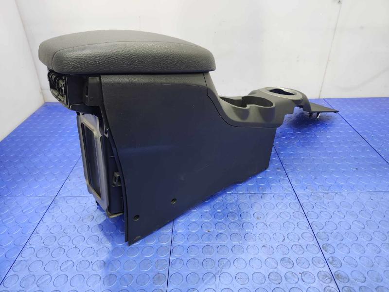 2012 Hyundai Veloster Center Floor Console Assembly Black OEM 846102V010RY
