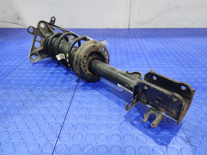 2020 Jeep Renegade Strut Assembly