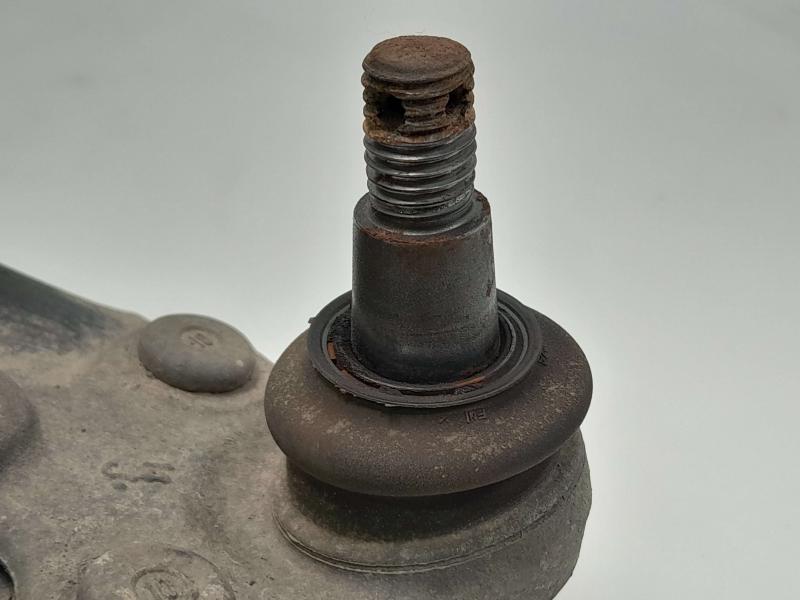 2016 Honda HR-V Lower Control Arm Front