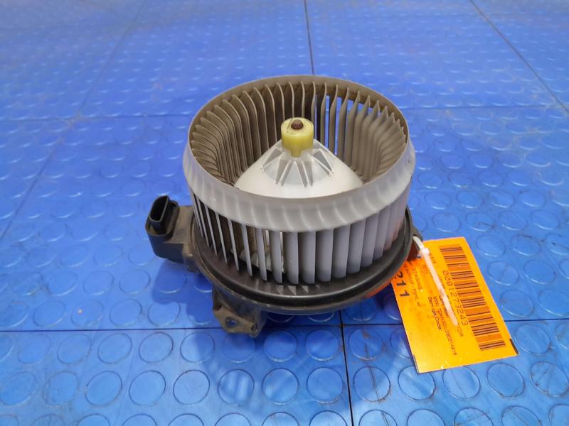 2010-2015 Toyota Prius Heater AC Blower Motor Assembly Genuine OEM 8710302210