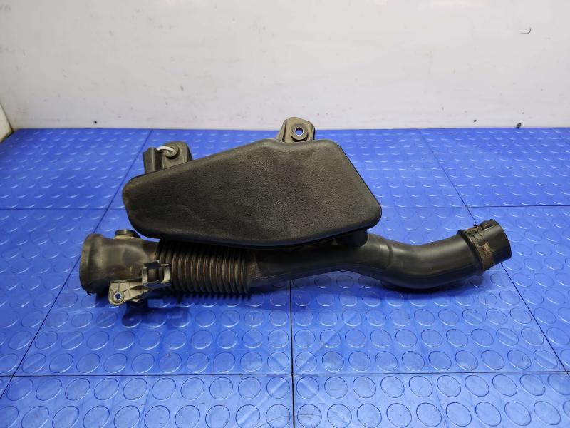 2010 Toyota Prius Air Intake Tube/Resonator