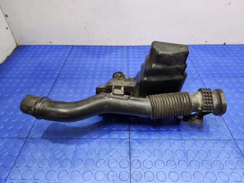 2010 Toyota Prius Air Intake Tube/Resonator