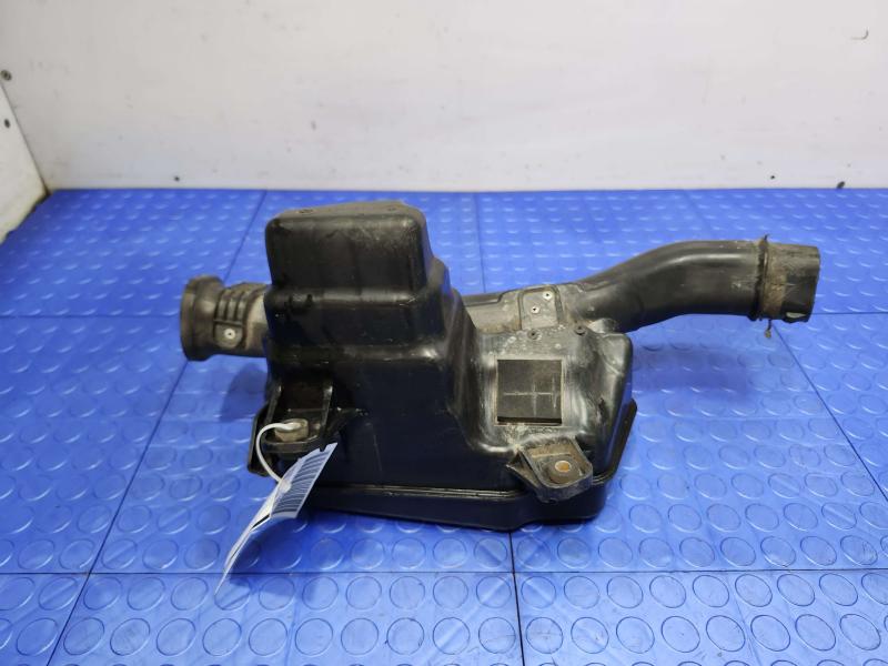 2010 Toyota Prius Air Intake Tube/Resonator